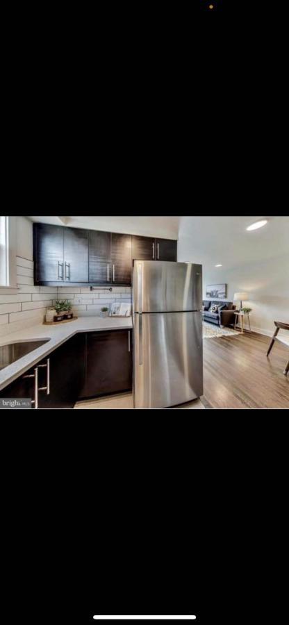 Lovely 1-Bedroom Rental Unit With Free Parking Вашингтон Экстерьер фото